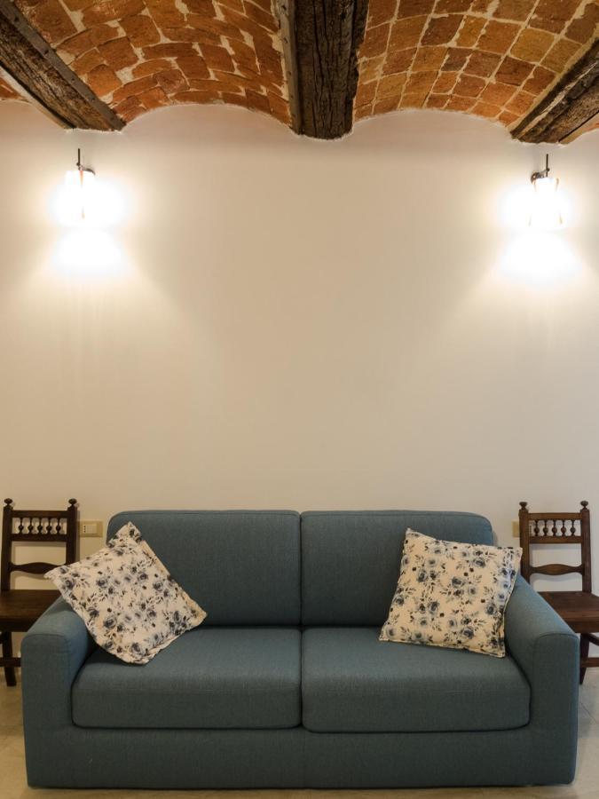 La Tintoria Suites 阿斯蒂 外观 照片